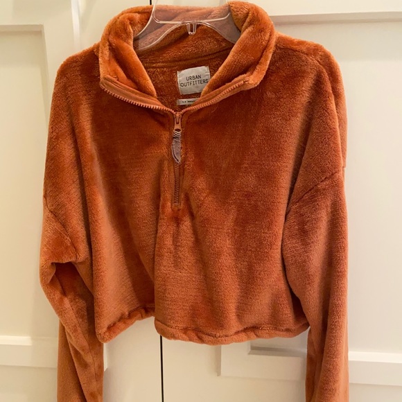 Urban Outfitters cropped long sleeve sweater - Picture 4 of 5